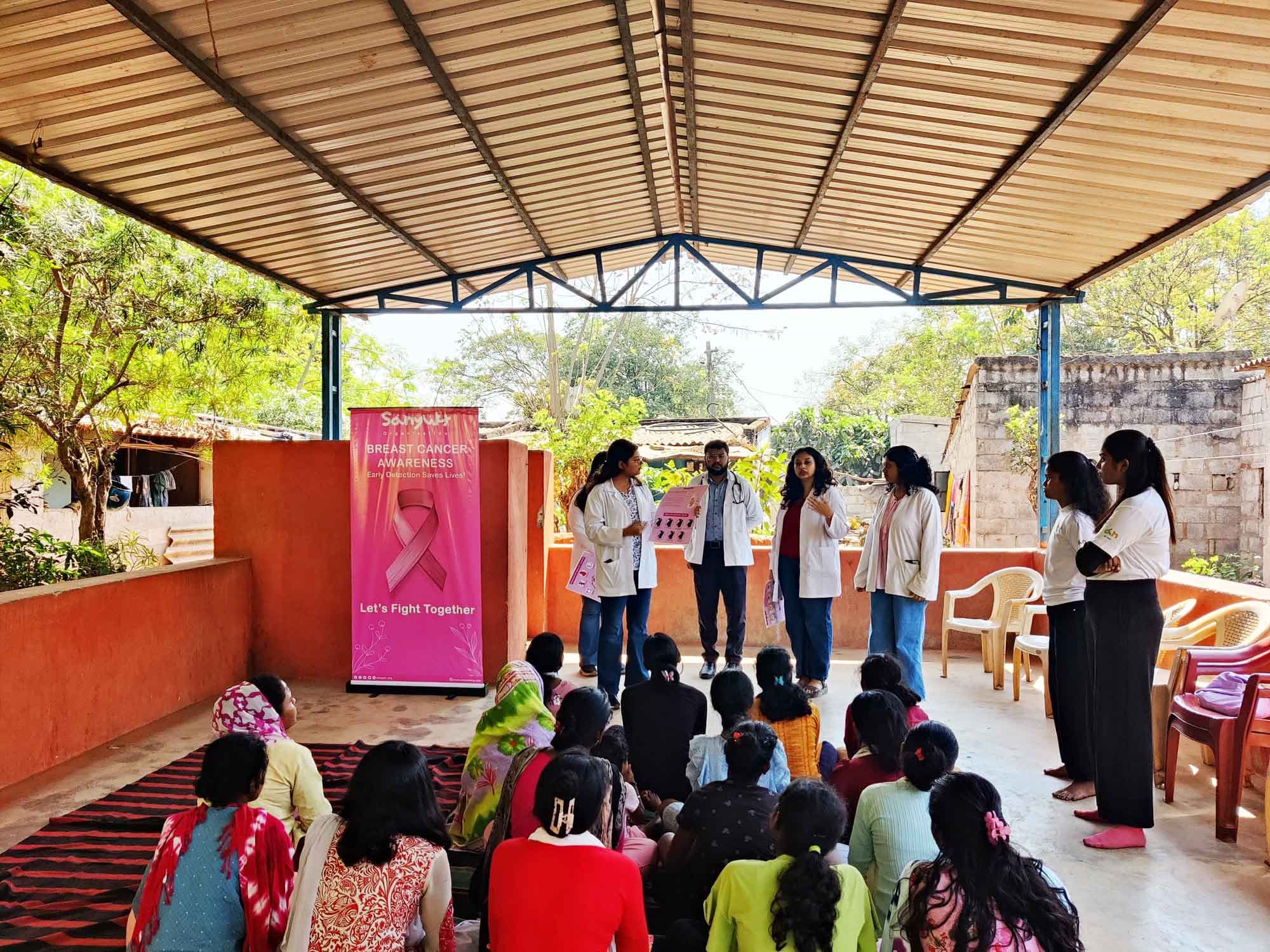 Sanyukt volunteers spreading awareness among the community