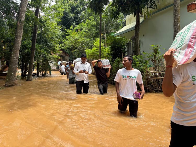 Standing With Communities Sanyukt’s Flood Relief Efforts Across Odisha